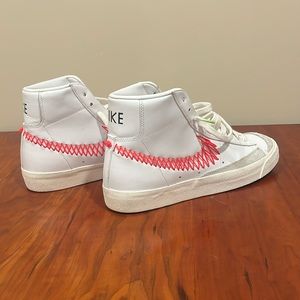 NIKE Blazers